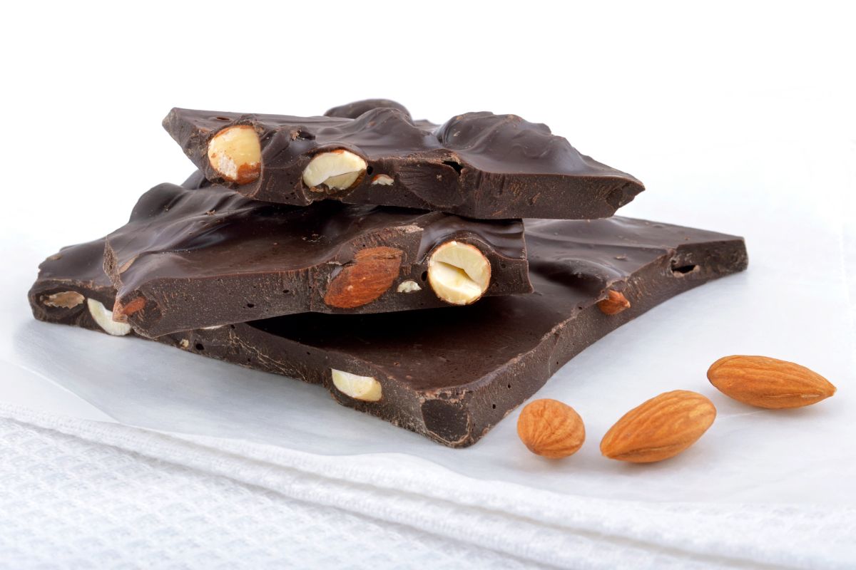 weight loss over 45 - dark chocolates with nuts